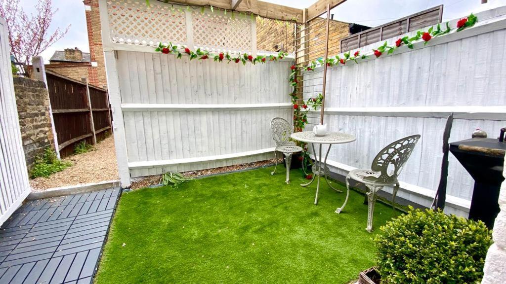 Modern And Cosy Studio Flat ロンドン エクステリア 写真