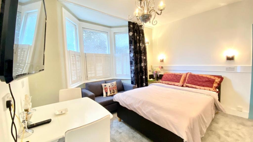 Modern And Cosy Studio Flat ロンドン エクステリア 写真